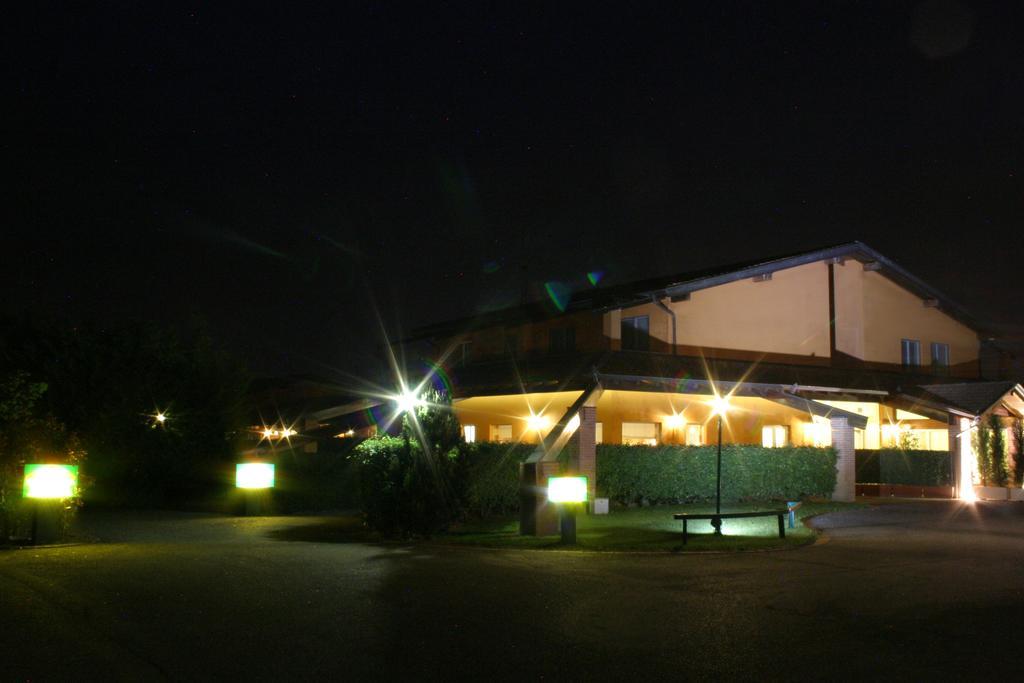 Hotel Don Carlo Broni
